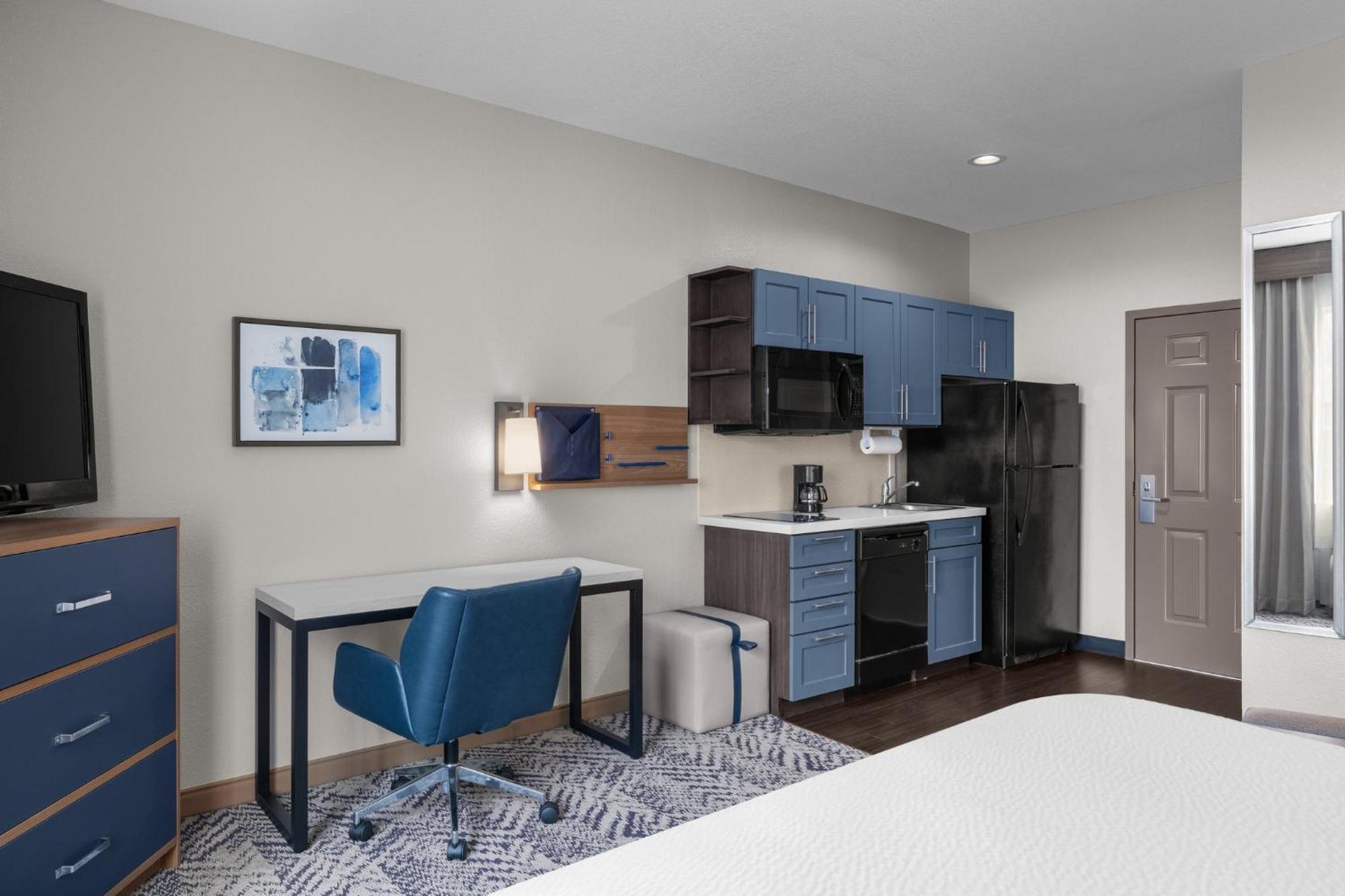 Candlewood Suites Alexandria By Ihg Eksteriør billede